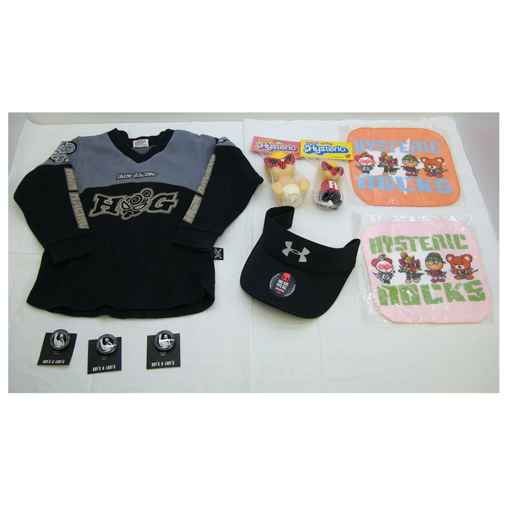 HYSTERIC GLAMOUR（ヒステリックグラマー）小物 色々セット ハンカチ 子供服 缶バッジ 