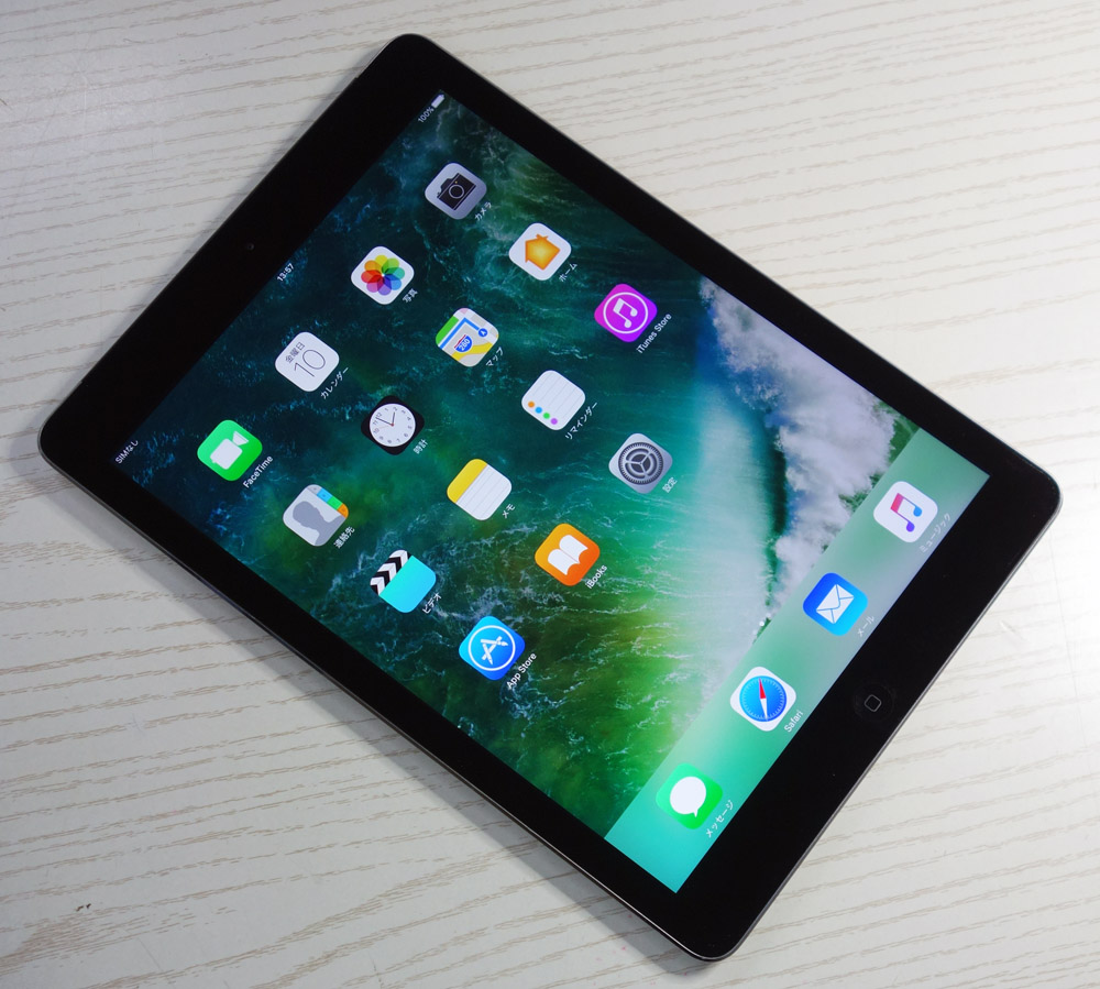 au Apple iPad Air Wi-Fi+Cellular 64GB MD793JA/A スペースグレイ [164]【福山店】