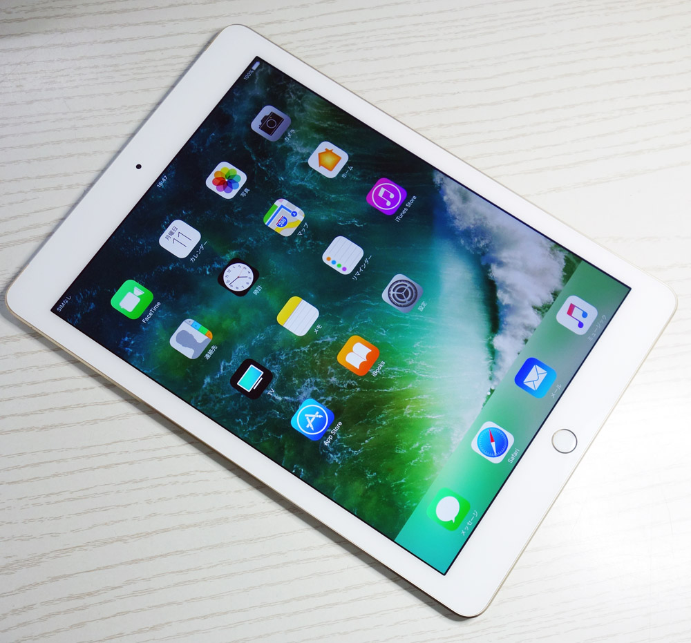 docomo Apple iPad Air2 Wi-Fi+Cellular 64GB MH172J/A Gold [164]【福山店】