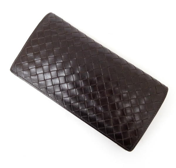 【中古】BOTTEGA VENETA(ボッテガヴェネタ) イントレチャート ダークブラウン 156819 V46512040 二つ折り長財布/二つ折り ジップ 長財布【山城店】