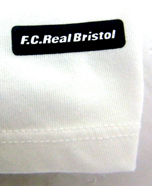 FCRB 16ss AUTHENTIC LOGO SWOOSH HOODY 新品 - トップス