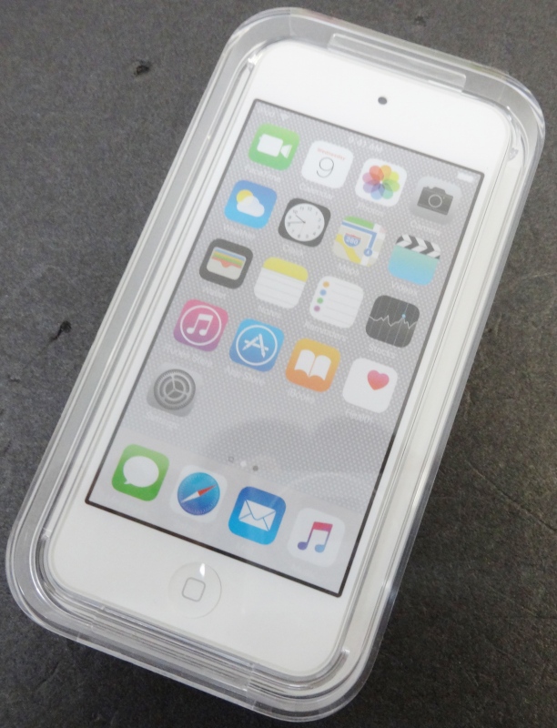 【中古】Apple/アップル iPod touch 16GB MKH42J/A シルバー [169]【福山店】