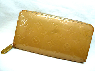 【中古】LOUIS VUITTON(ルイヴィトン) モノグラム ヴェルニ M91470 カラー：ノワゼット ジッピーウォレット【山城店】