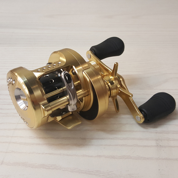 【中古】釣具/ベイト リール    SHIMANO/シマノ /14 CALCUTTA CONQUEST 101    左巻きハンドル【桜井店】