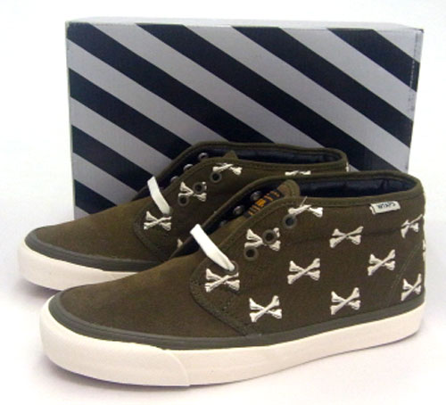 【中古】WTAPS × VANS/OG Chukka Boots LX CROSS Bones/ダブルタップス×バンズ/オージー チャッカ ブーツ エルエックス クロス ボーンズ/VNOA2Y2VKBD/国内正規品/色：オリーブ/スニーカー/ミドルカット/未使用品/靴/シューズ【山城店】