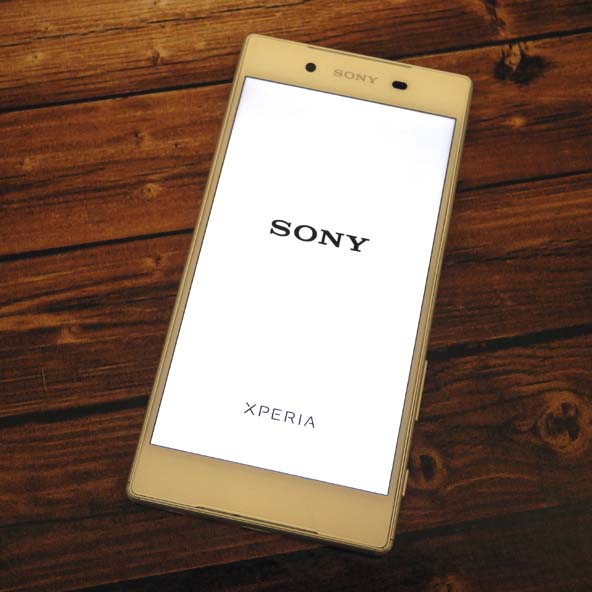 【中古】Softbank XperiaZ5 501SO /利用制限〇/ホワイト/良品/ソフトバンク/SONY【桜井店】