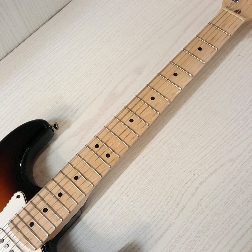 【中古】Fender USA American Standard Stratocaster フェンダー アメリカン スタンダード ストラトキャスター 2008年製 エレキギター