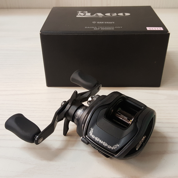 【中古】釣具/ベイト リール    DAIWA×GUNCRAFT/ダイワ×ガンクラフト/T3 MAGO/マーゴ 8.1R      右巻きハンドル【桜井店】