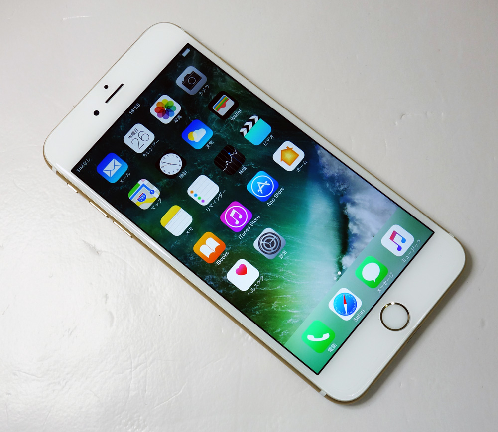 【中古】★ドコモ・残債なしの美品！☆おまけ付きです！★docomo Apple iPhone6s Plus 64GB MKU82J/A Gold [163]【福山店】