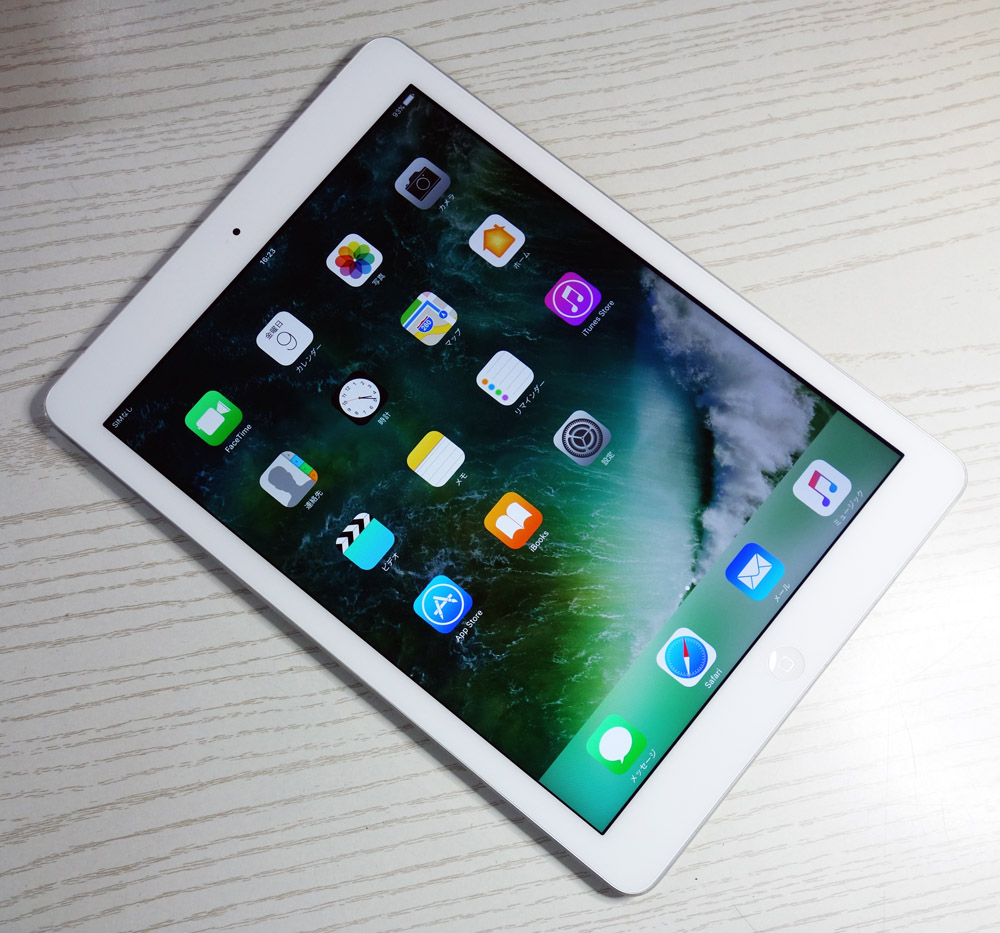 【中古】SoftBank Apple iPad Air Wi-Fi+Cellular 16GB MD794J/A Silver [164]【福山店】